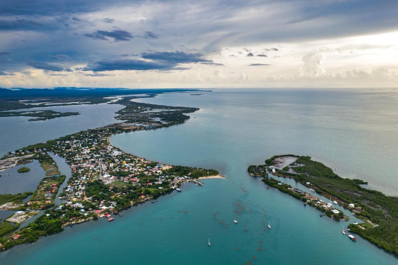 The Sea Glass Inn Placencia Ngoại thất bức ảnh